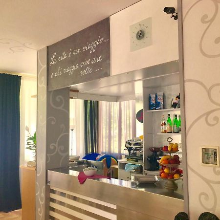 קרביה Alice Hotel מראה חיצוני תמונה